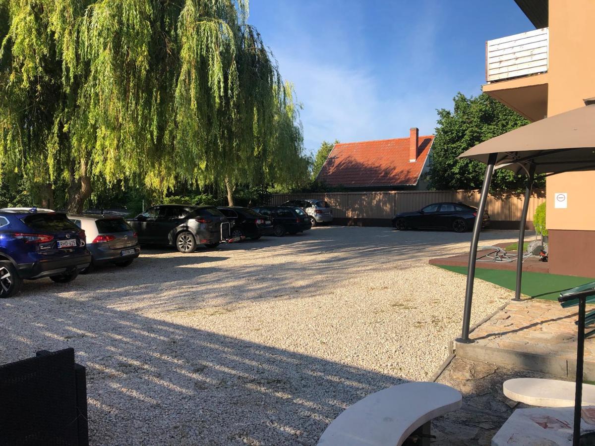 City Apartman Balatonfoldvar Exterior photo