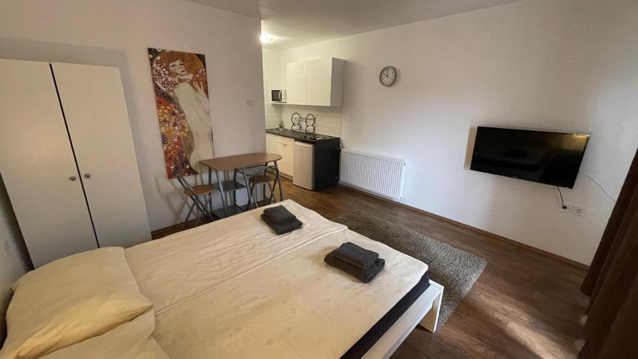 City Apartman Balatonfoldvar Exterior photo