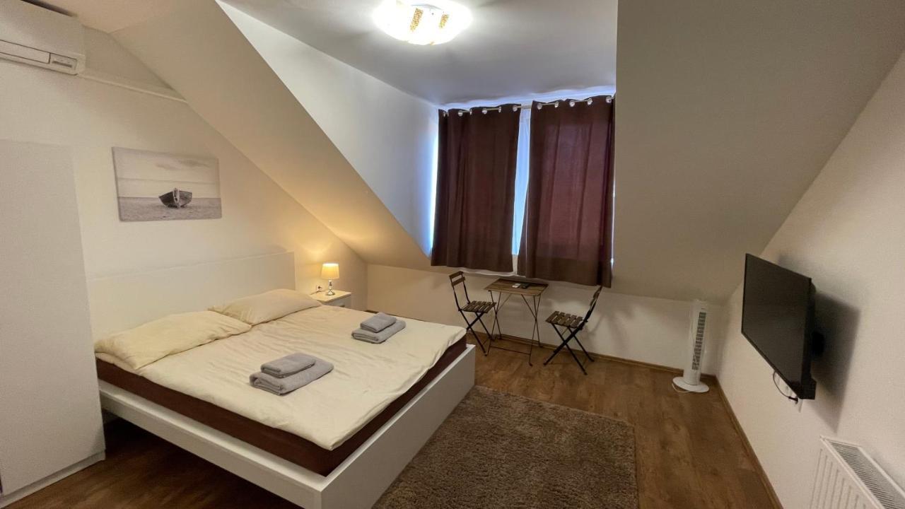 City Apartman Balatonfoldvar Exterior photo