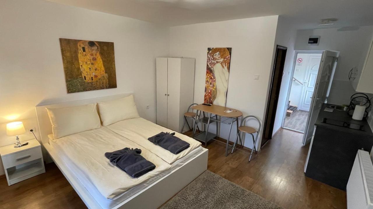 City Apartman Balatonfoldvar Exterior photo